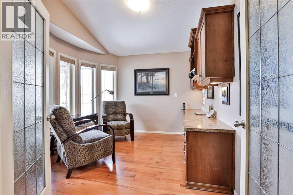 91 Fairmont Point S