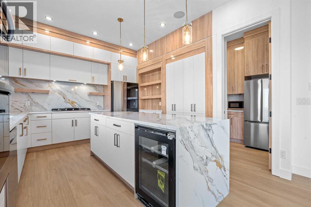 230 Royal Birch View NW