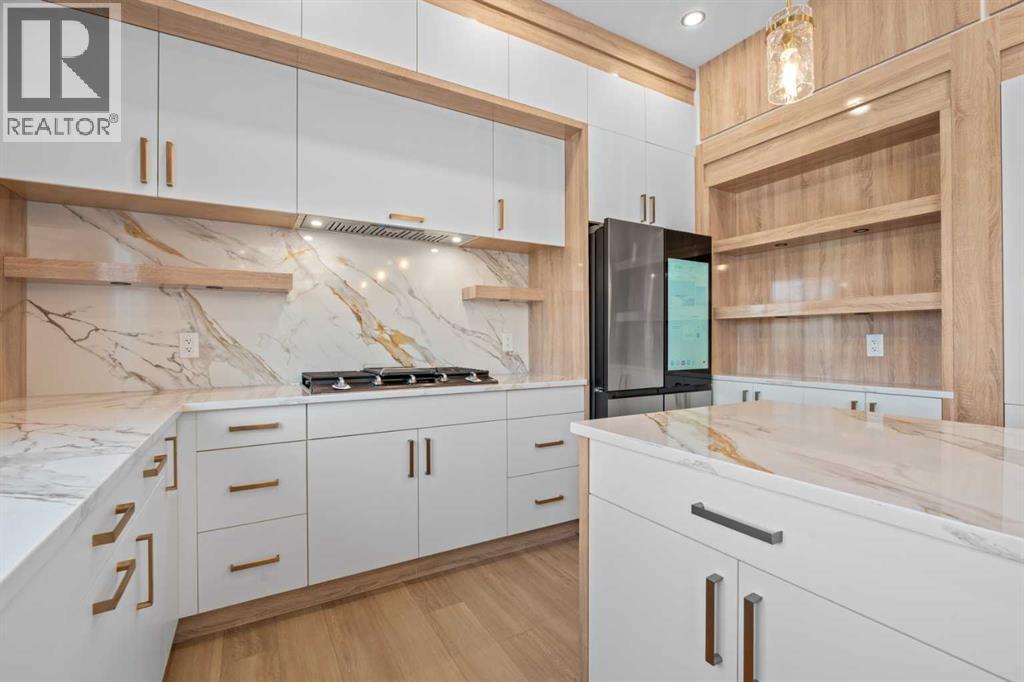 230 Royal Birch View NW