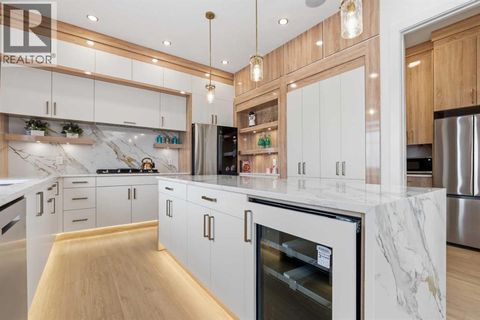 230 Royal Birch View NW Calgary AB T3G5J8