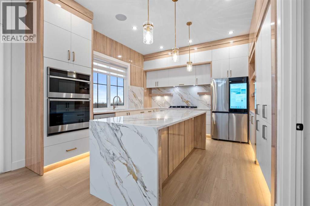 230 Royal Birch View NW