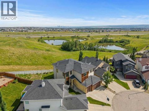 230 Royal Birch View NW Calgary AB T3G5J8