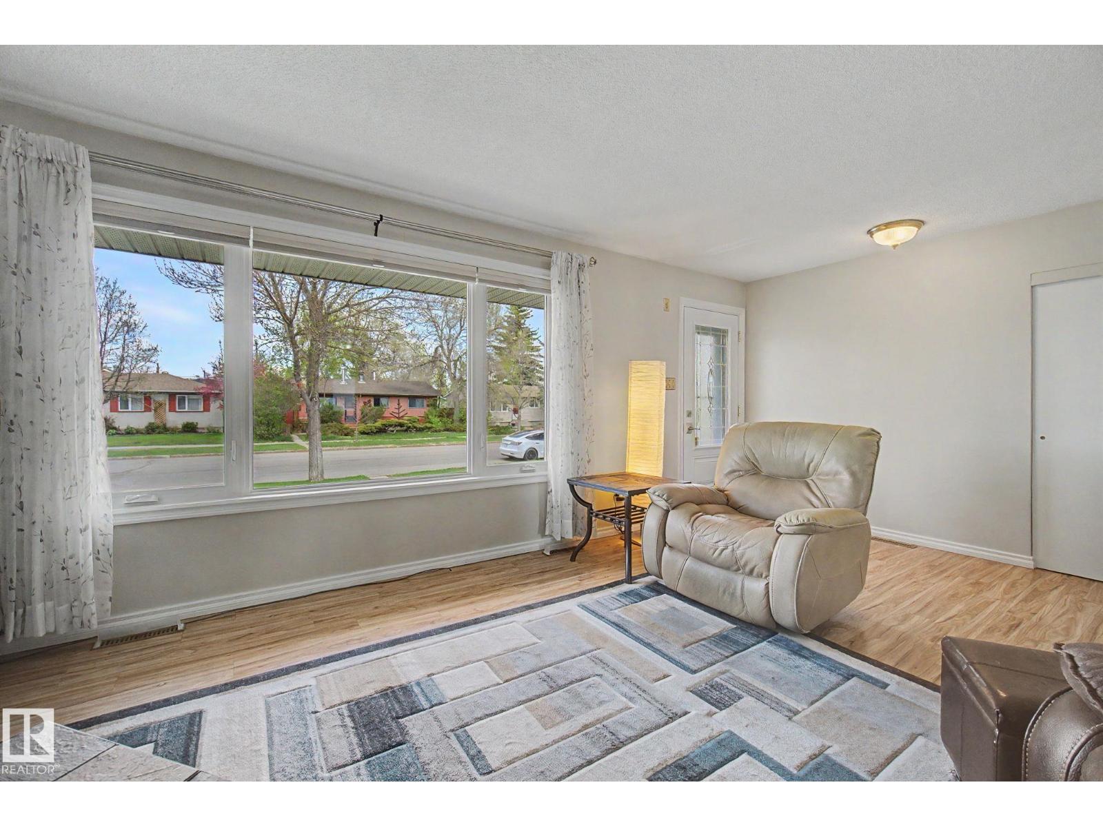 16727 80 AV NW