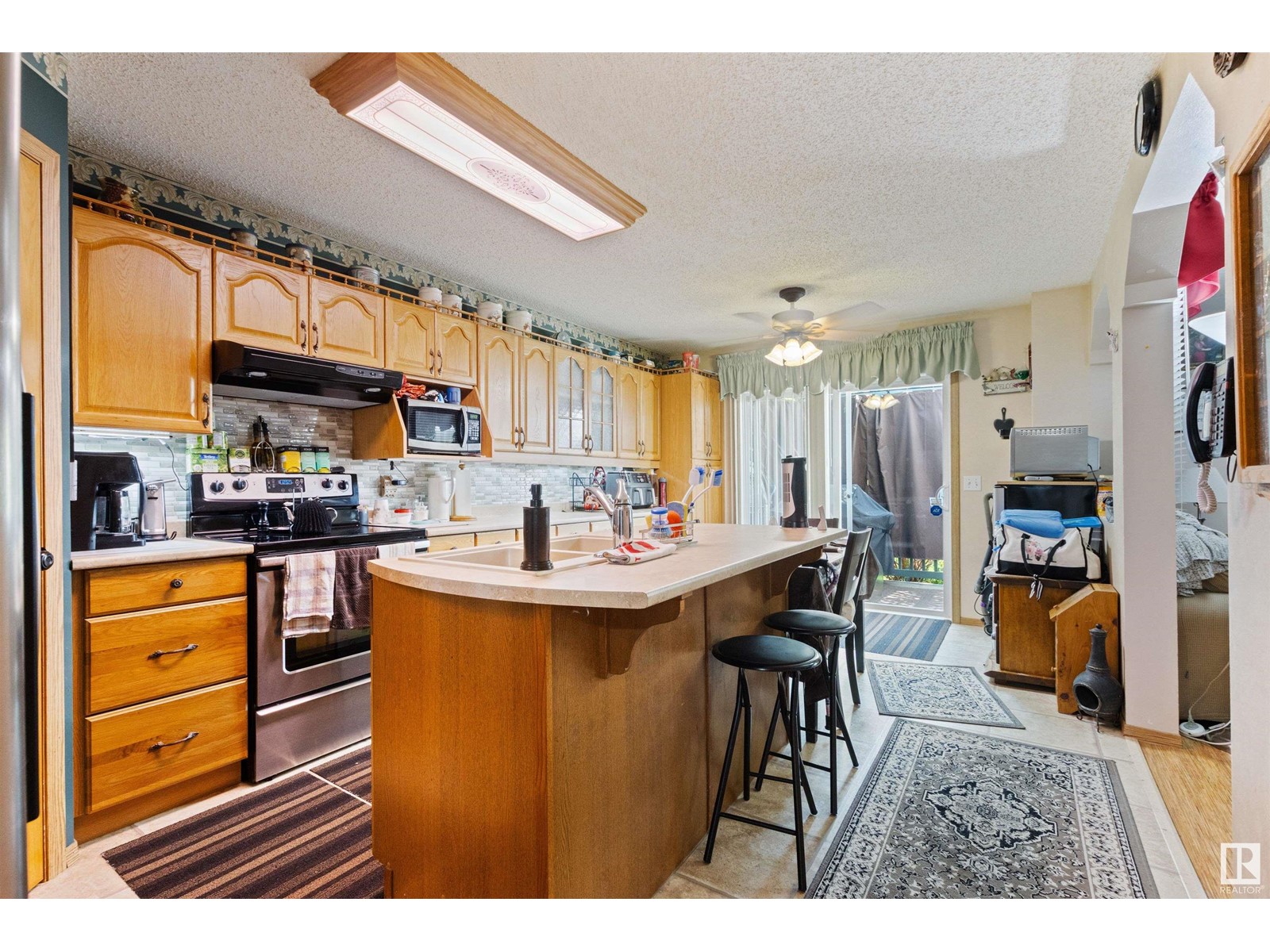 13 ABERDEEN CR