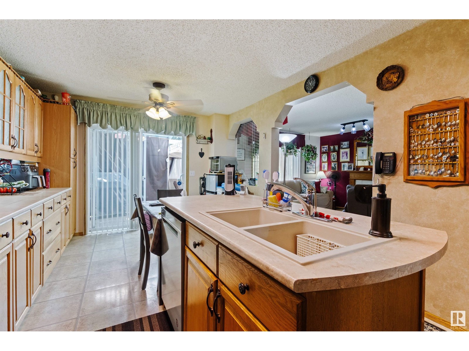 13 ABERDEEN CR