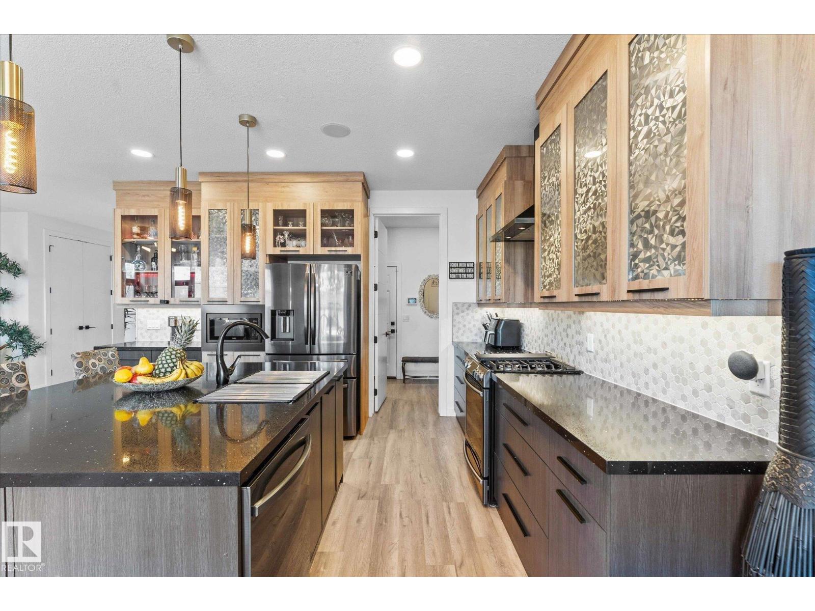 9 Brunswyck CR