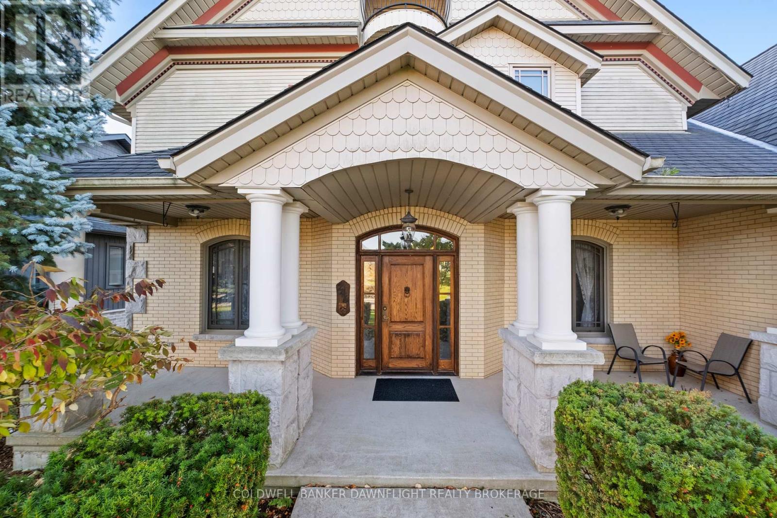 246 HAZELTON LANE