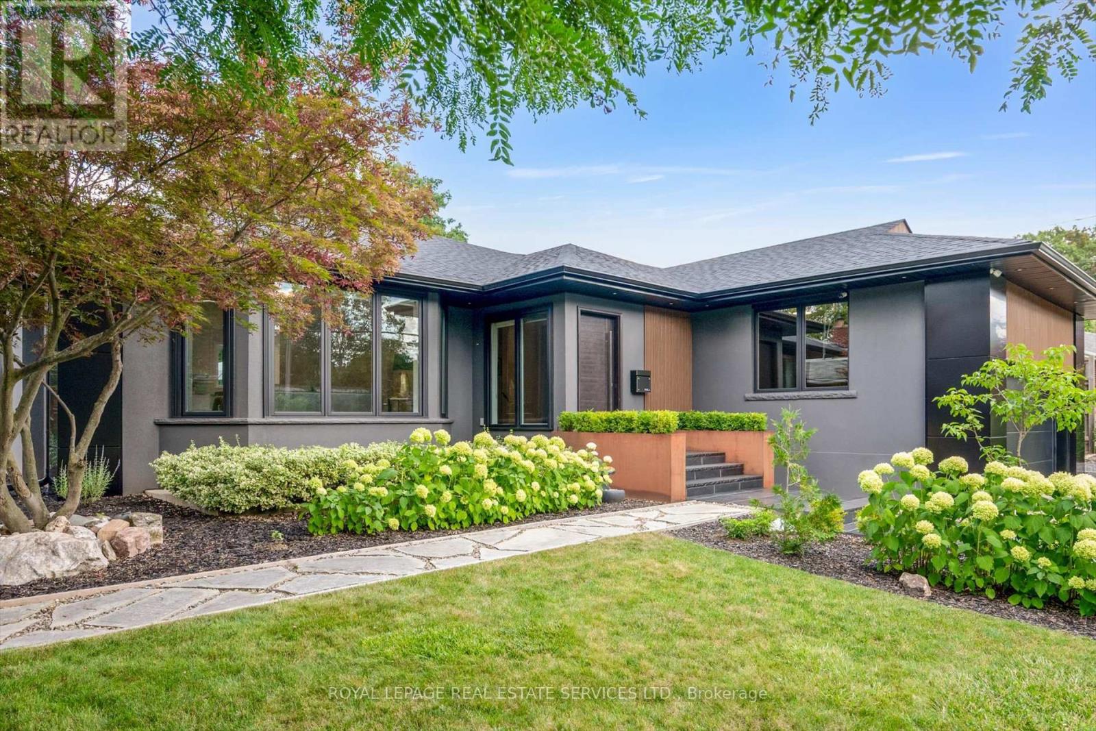 106 PRINCESS MARGARET BOULEVARD