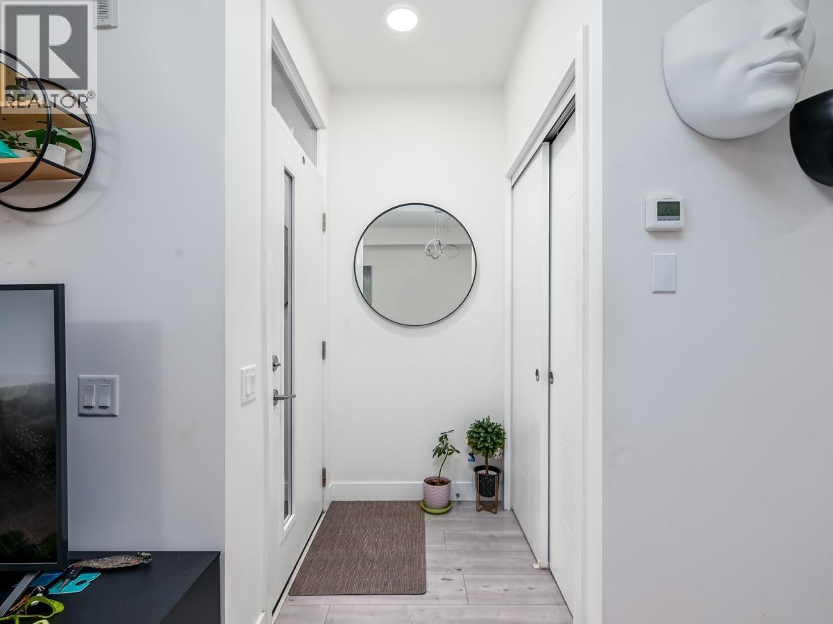 120 2035 GLENAIRE DRIVE