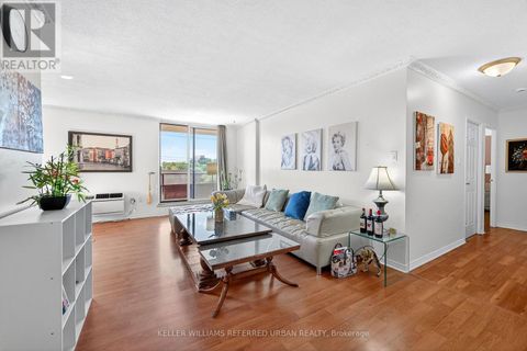 401 - 1881 JANE STREET Toronto (Rustic) ON M9N3S7