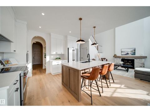 84 Chelles WD St. Albert AB T8N0R6