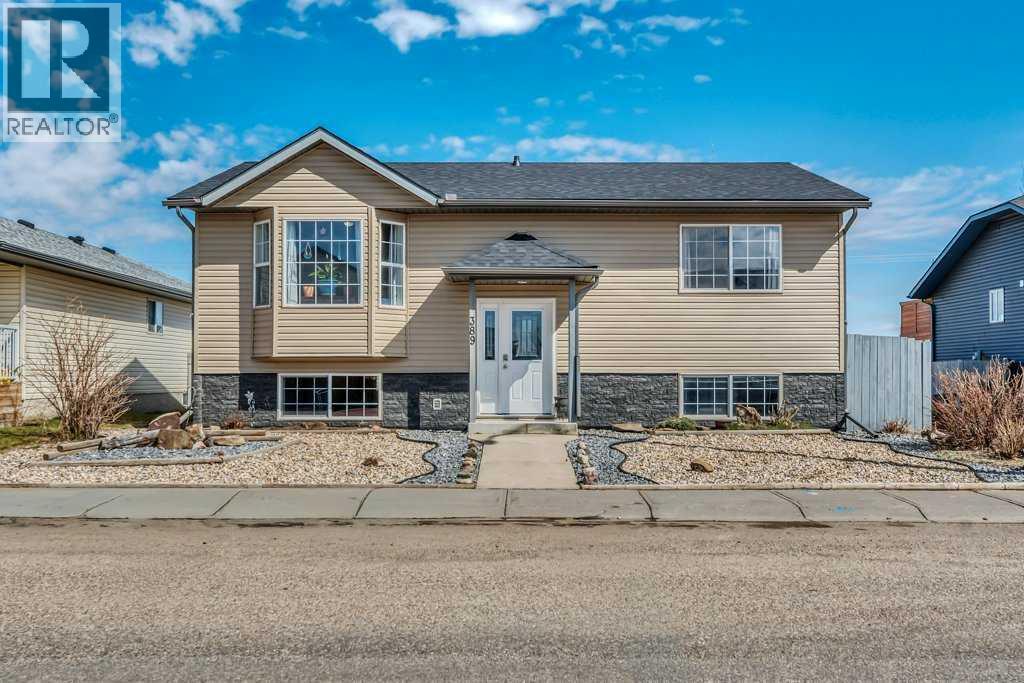 389 Strathford Crescent
