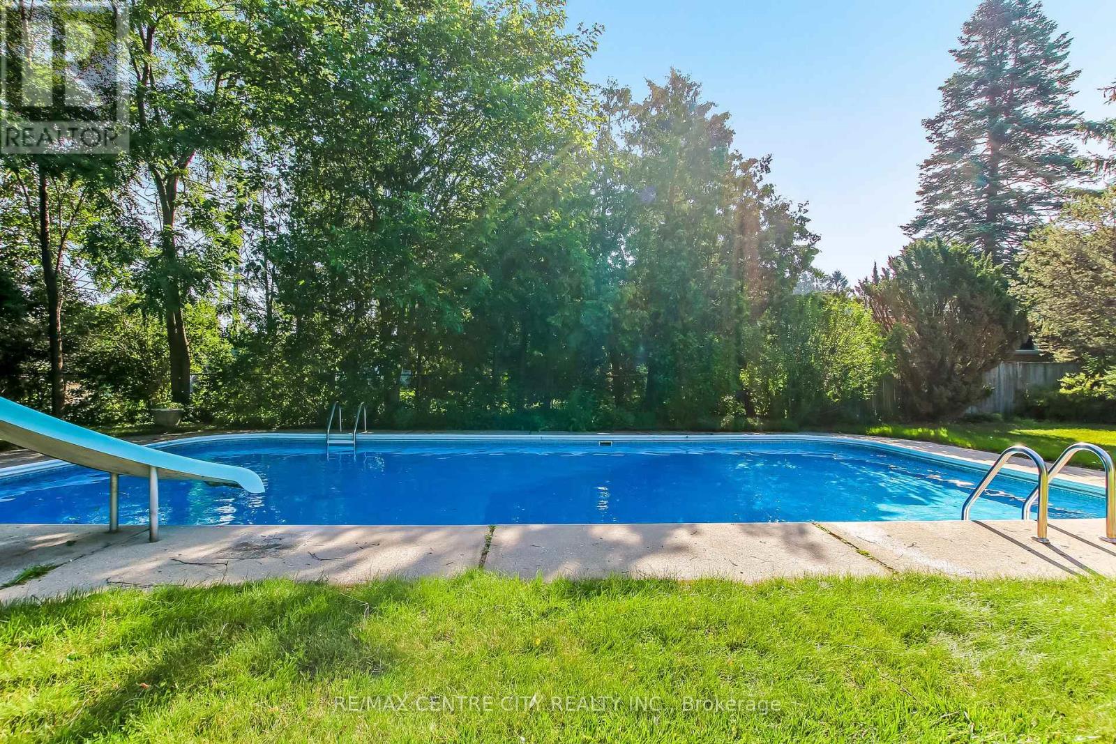 776 HEADLEY DRIVE