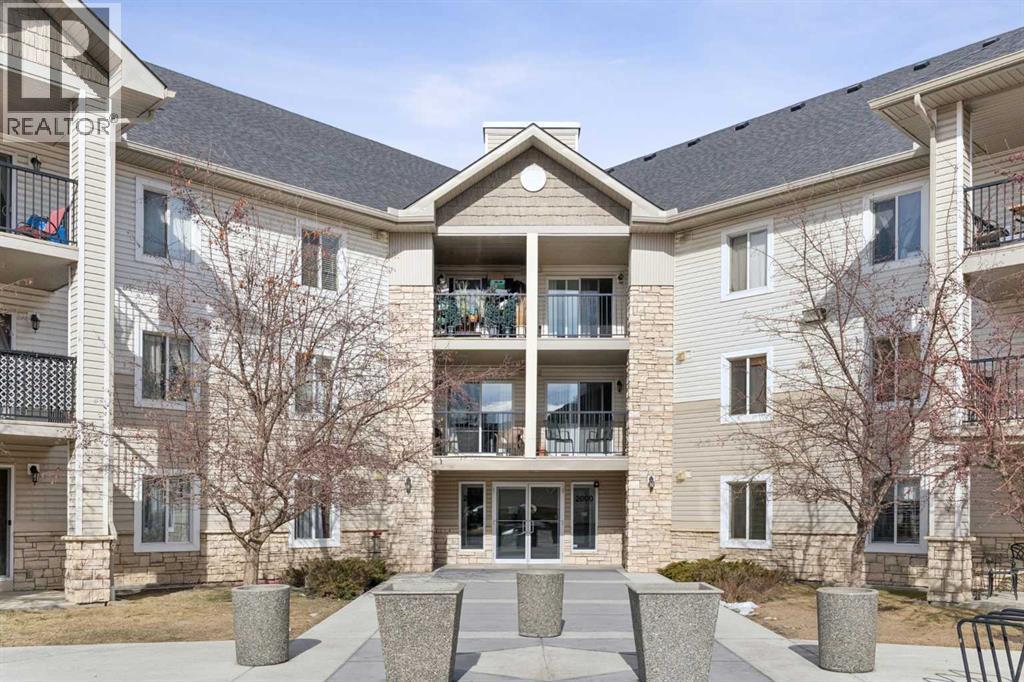 2211, 2371 Eversyde Avenue SW