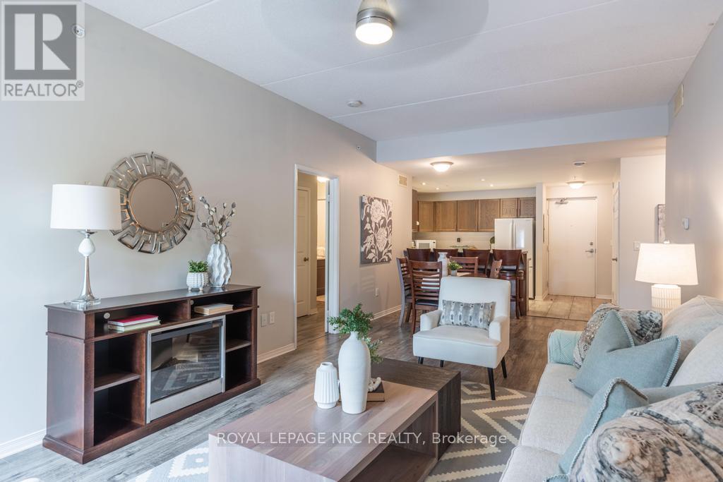 101 - 16 SULLIVAN AVENUE