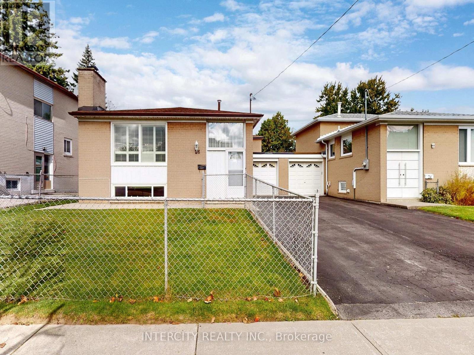 26 DONNALYN DRIVE