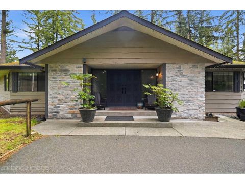 2890 202 STREET Langley BC V2Z2B9