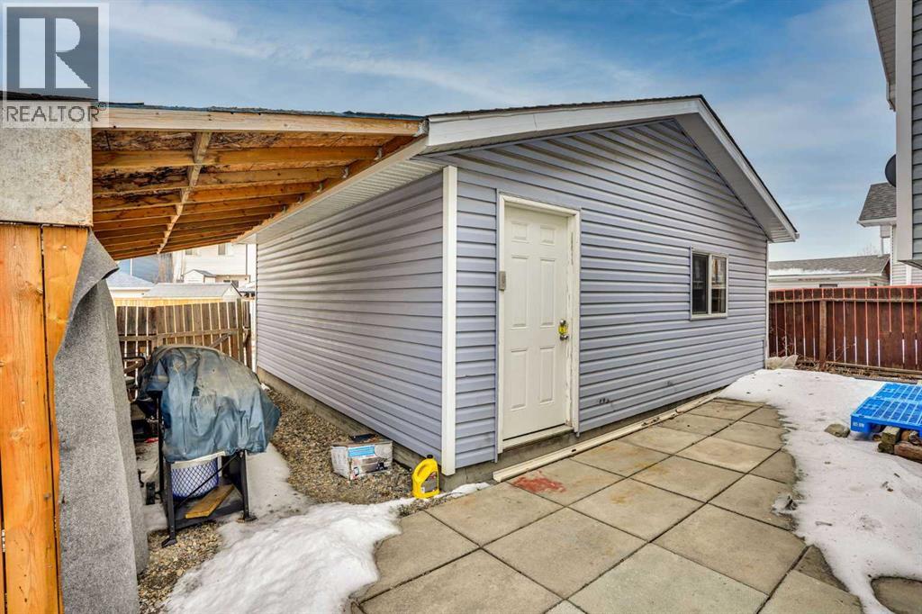 131 Martinridge Grove NE