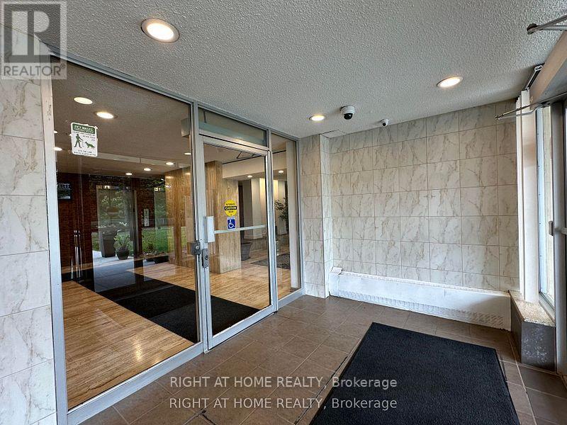 211 - 335 DRIFTWOOD AVENUE