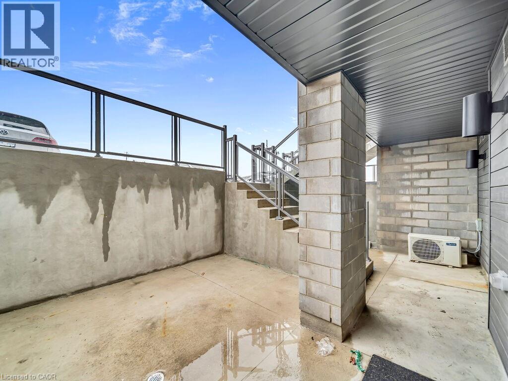 142 FOAMFLOWER Place Unit# C 41