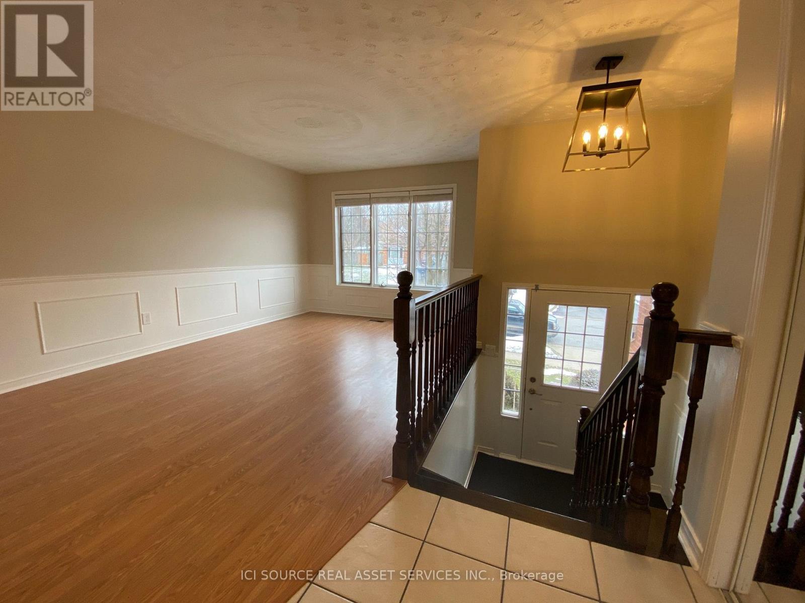 79 HAZELWOOD CRESCENT