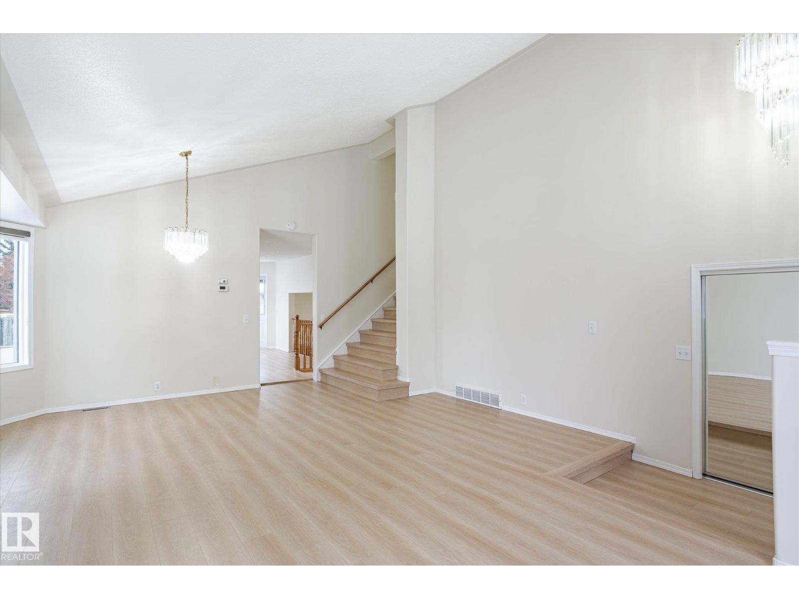 1187 POTTER GREENS DR NW