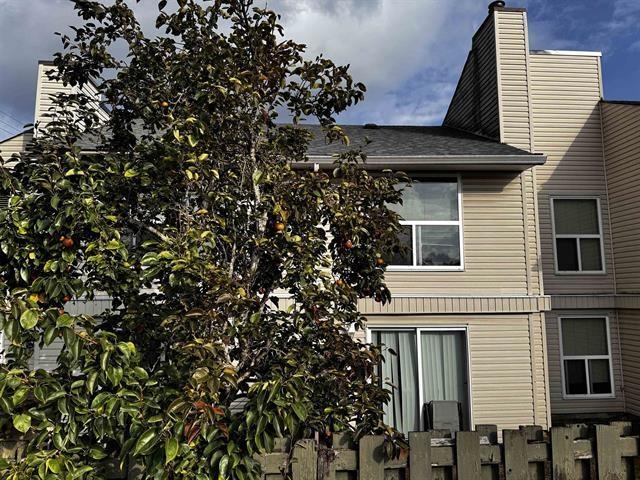 302 32550 MACLURE ROAD