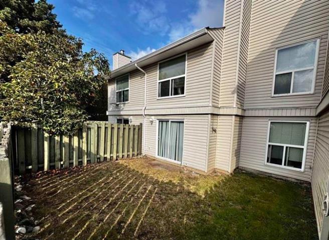 302 32550 MACLURE ROAD