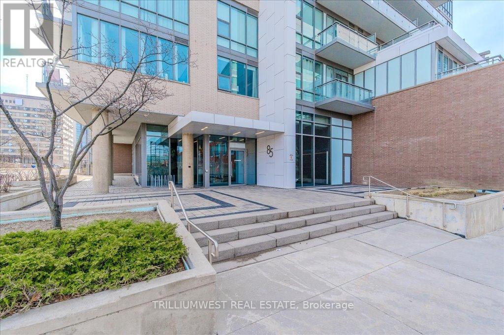 1702 - 85 DUKE STREET W