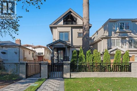 2 2447 E 41ST AVENUE Vancouver BC V5R2W2