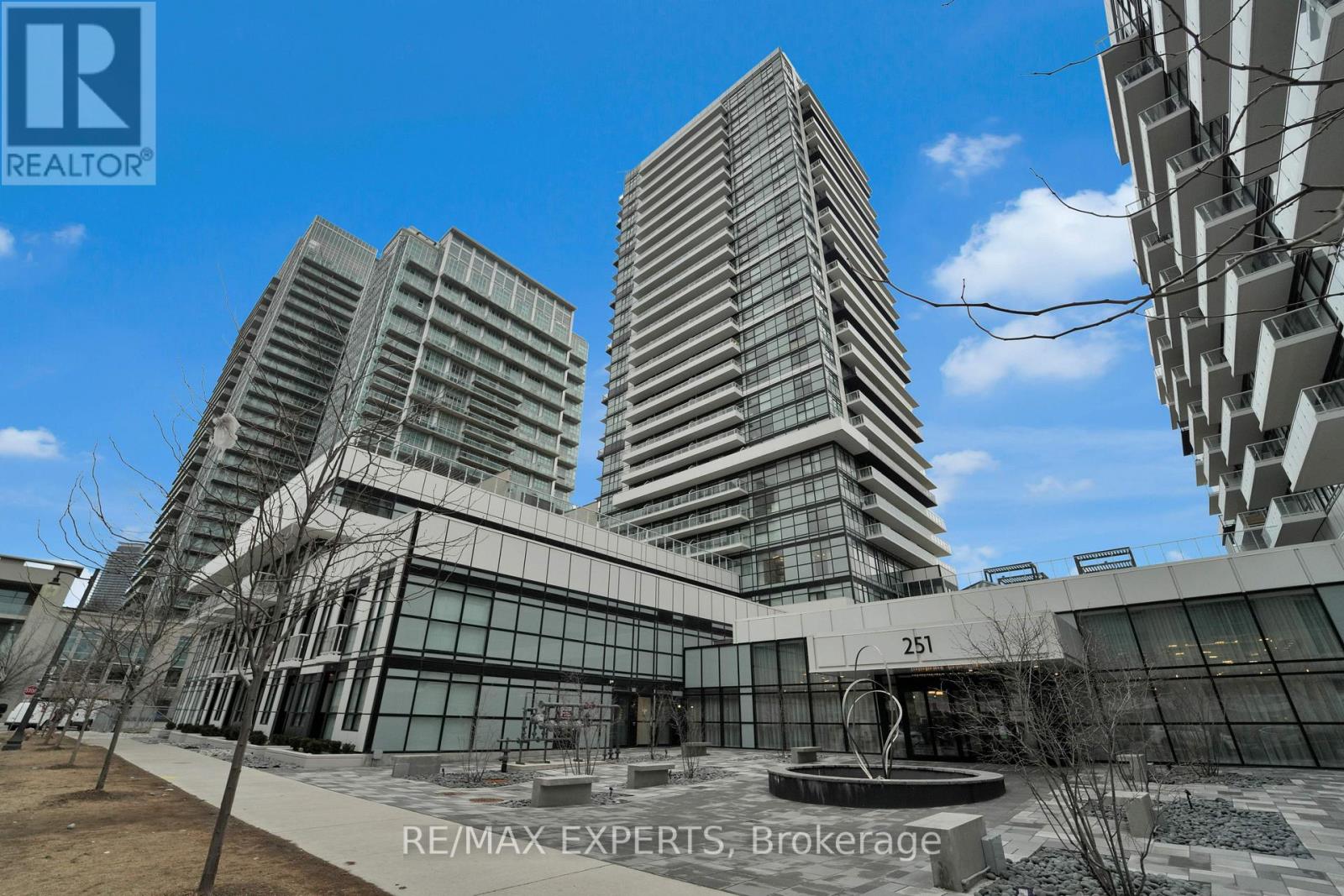 1504 - 251 MANITOBA STREET