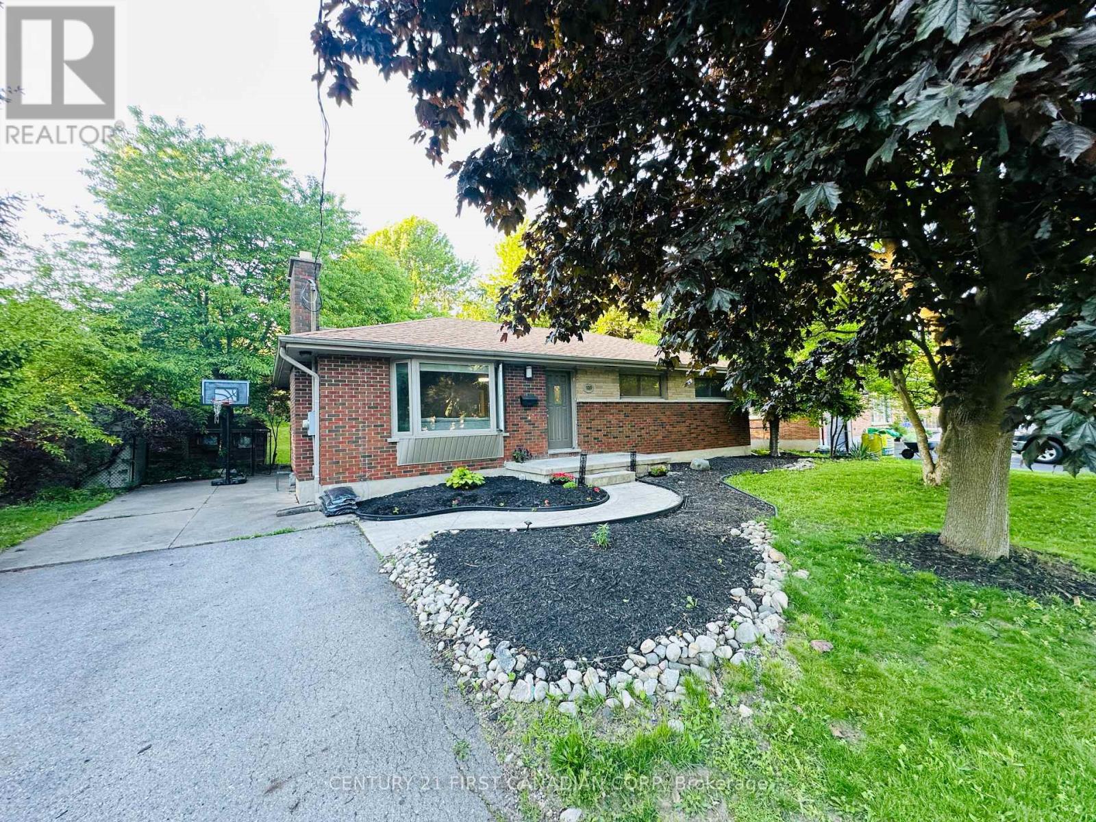 919 QUINTON ROAD