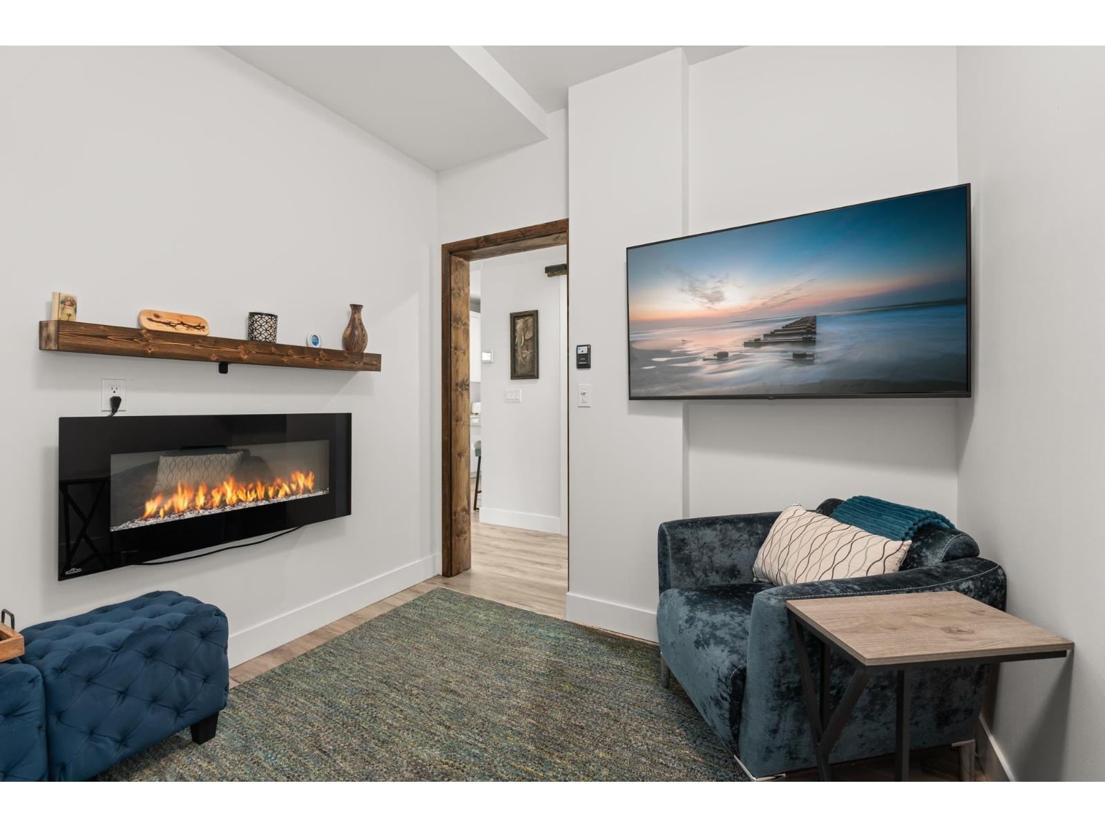 39 750 HOT SPRINGS ROAD|Harrison Hot Springs