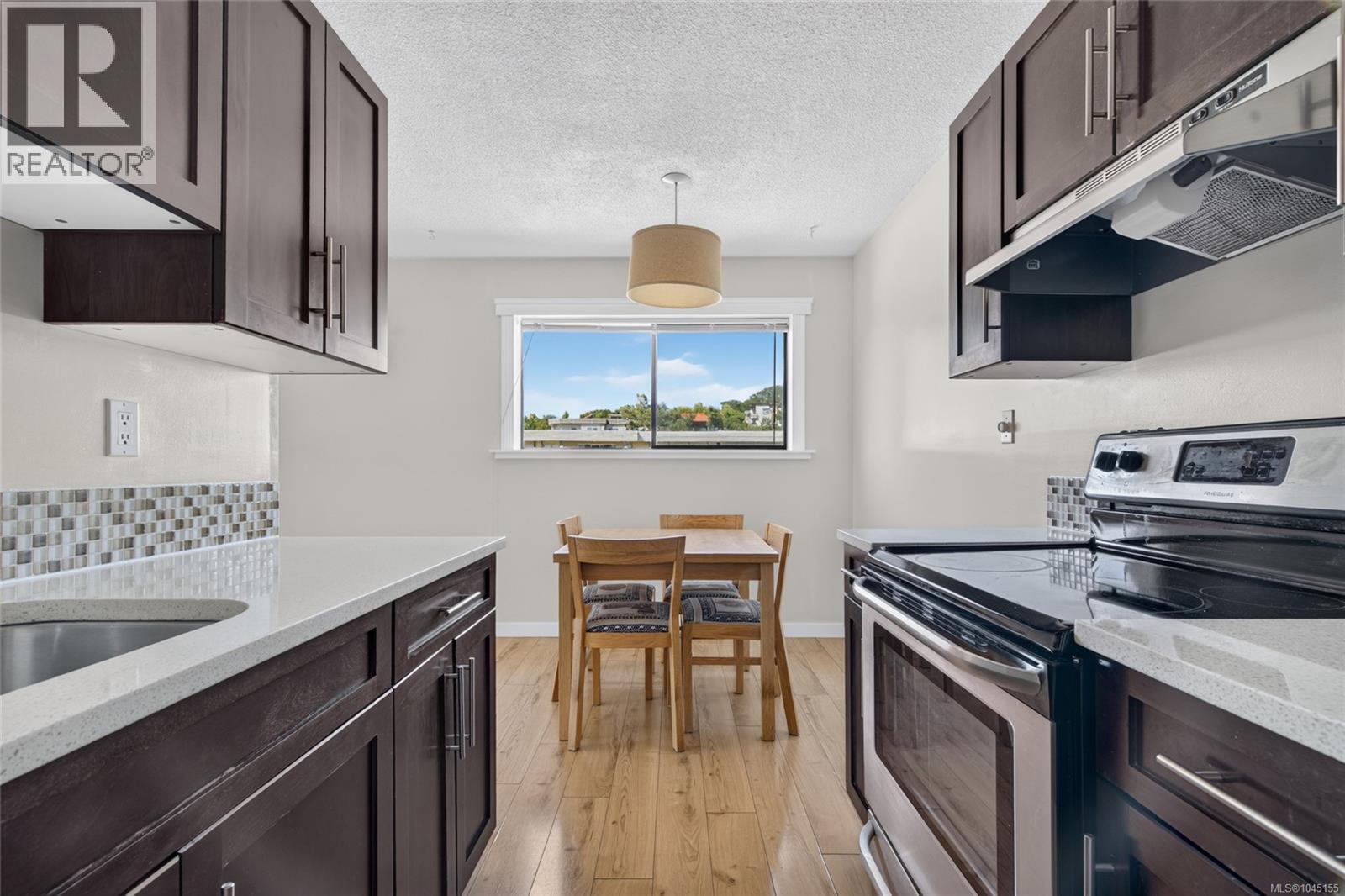 313 3277 Glasgow Ave