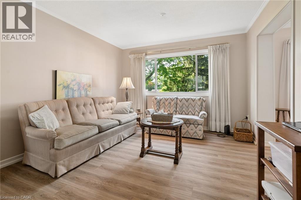 30 GREEN VALLEY Drive Unit# 114