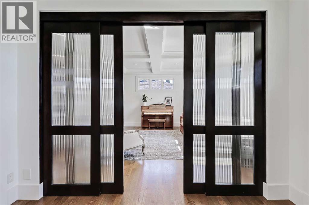 2 Granville Crescent SW