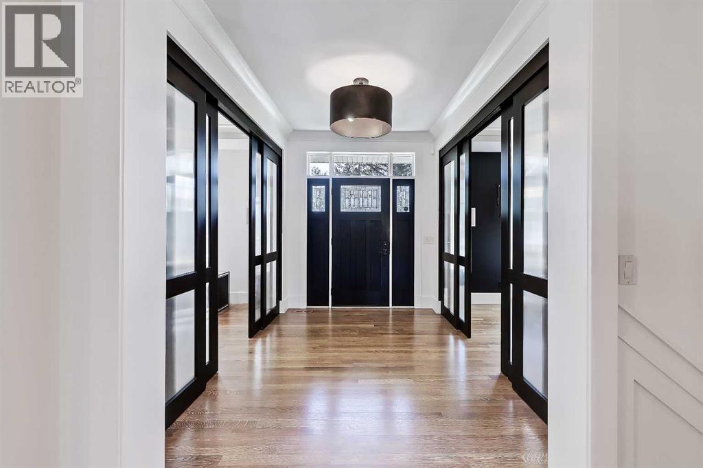 2 Granville Crescent SW