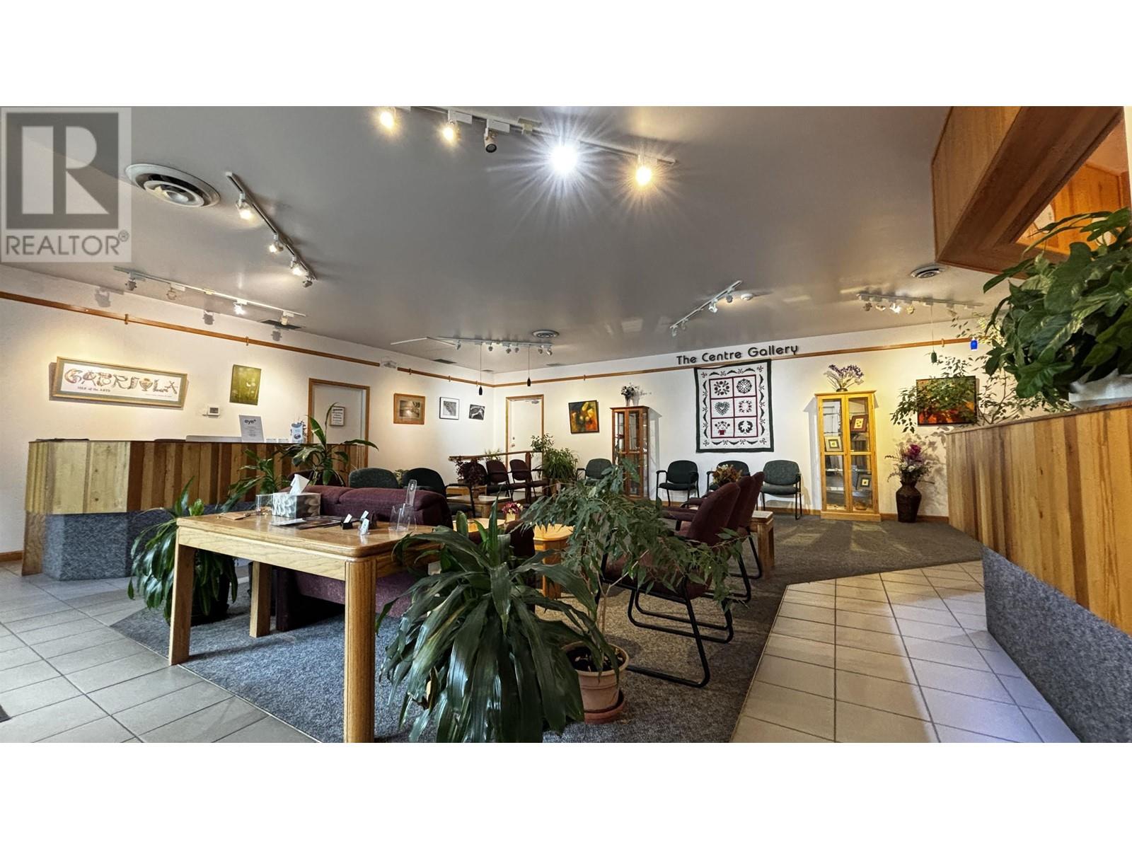 590 NORTH ROAD