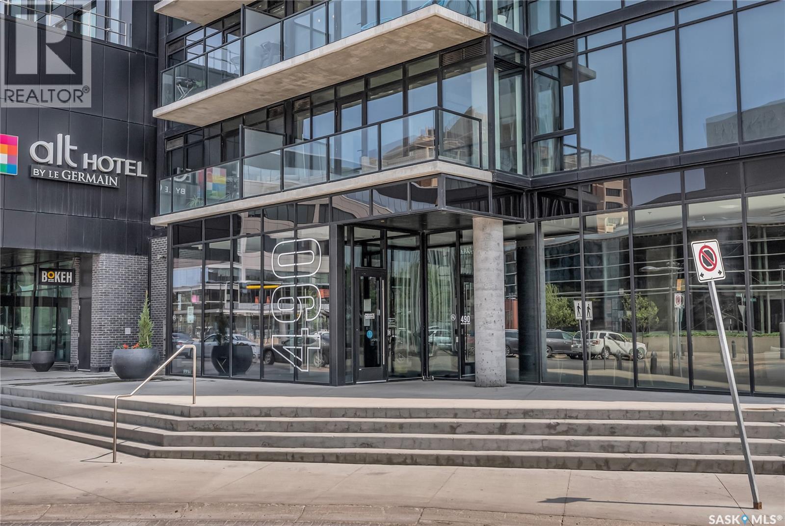 303 490 2nd AVENUE S