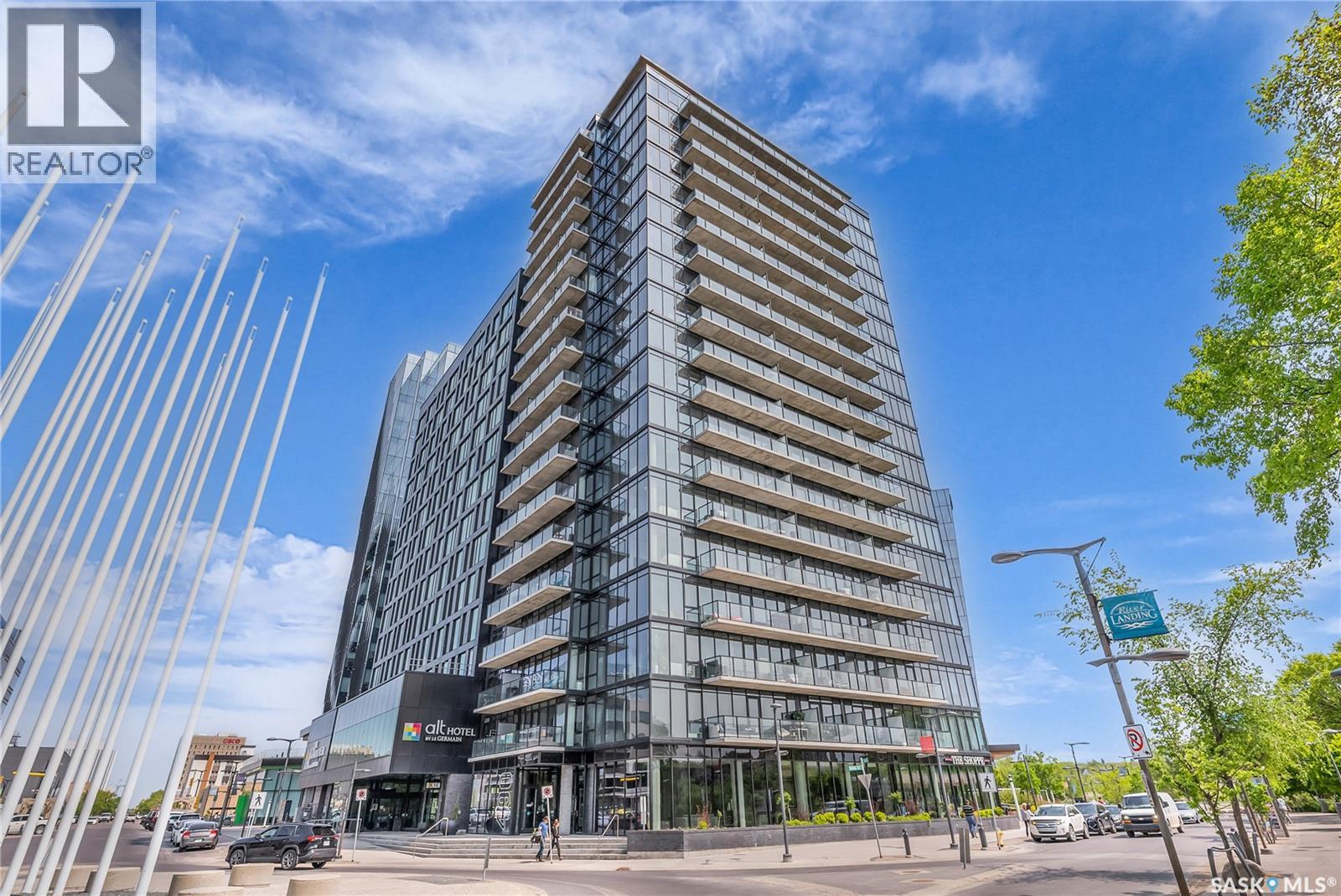 303 490 2nd AVENUE S