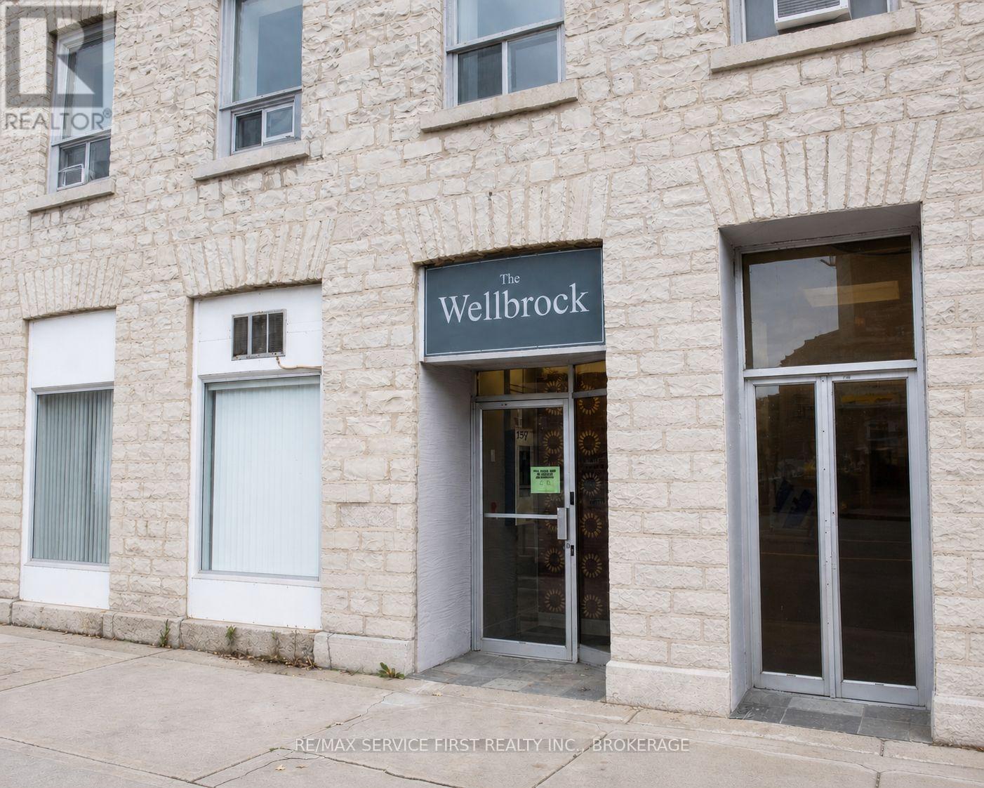UNIT #4 - 159 WELLINGTON STREET