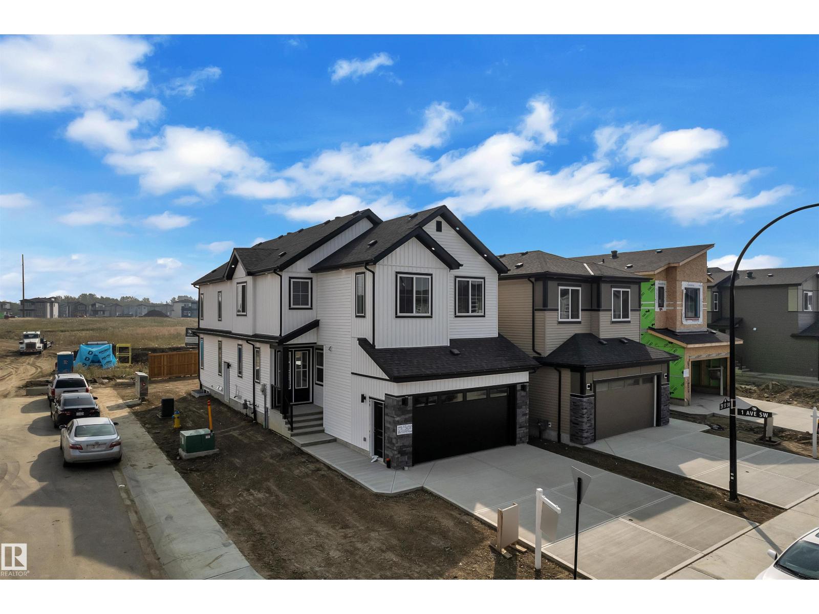 103 28 ST SW SW