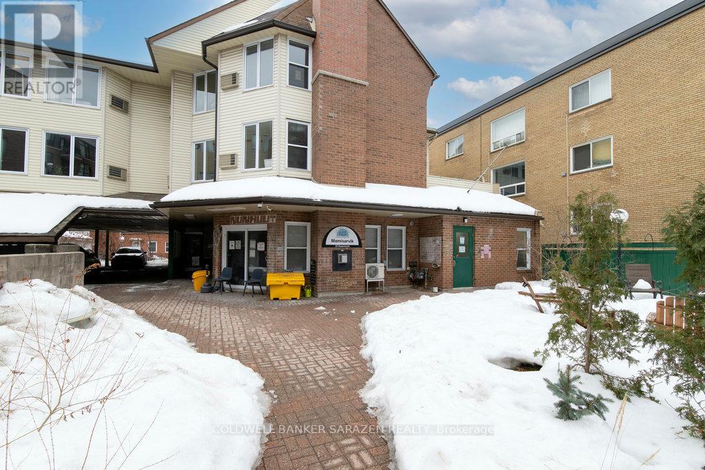25 ROSEMOUNT AVENUE