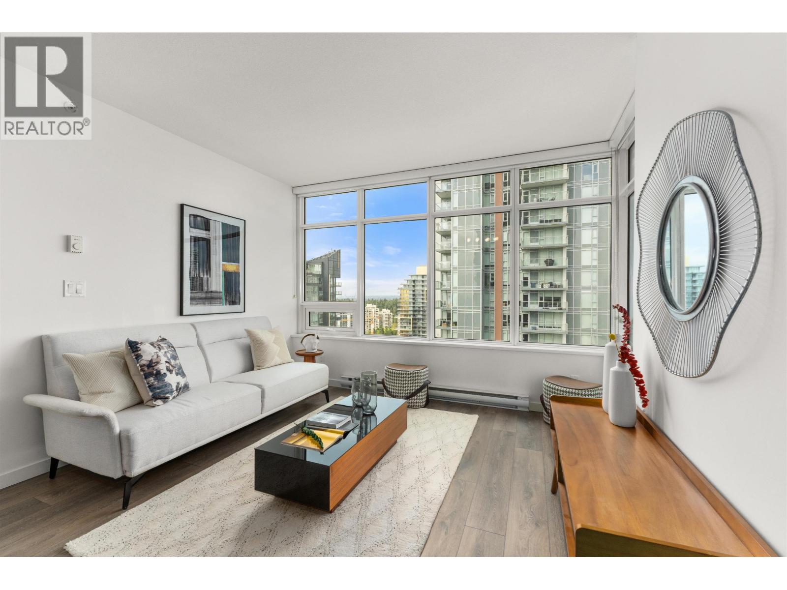 2508 6461 TELFORD AVENUE