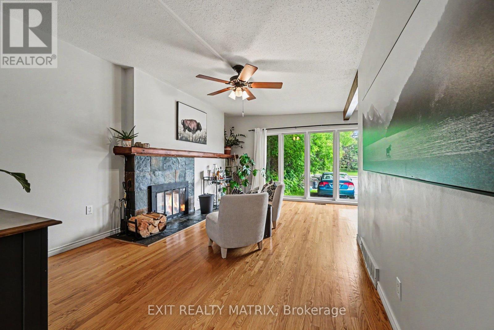2385 WALKLEY ROAD - Photo 4