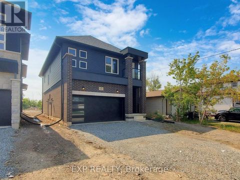 127 LAUGHER AVENUE Welland (Lincoln/Crowland) ON L3B0N6