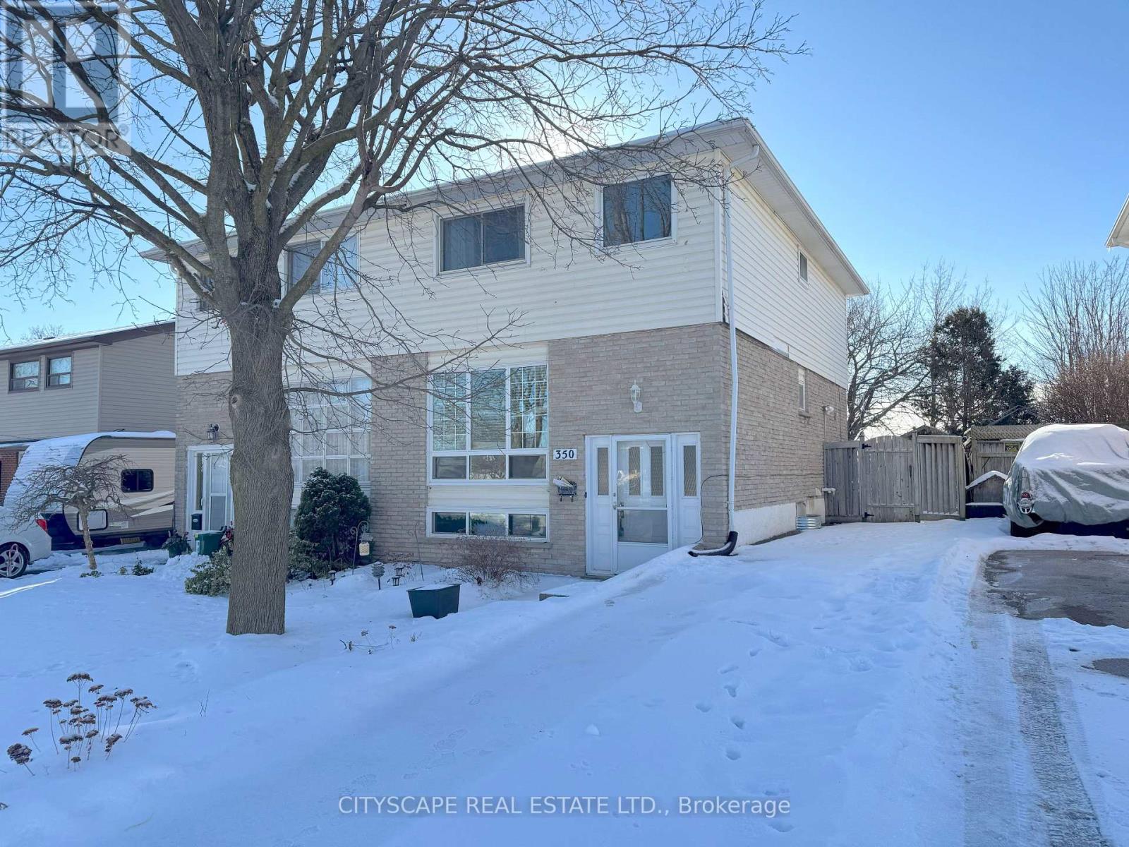 350 VANCOUVER CRESCENT