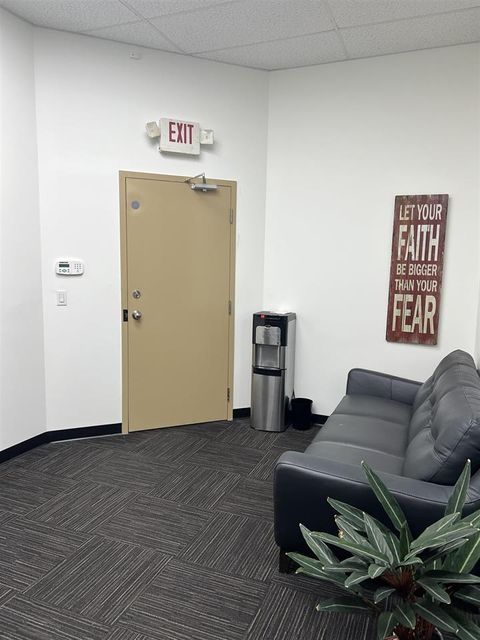 204 12899 80 AVENUE Surrey BC V3W0E6