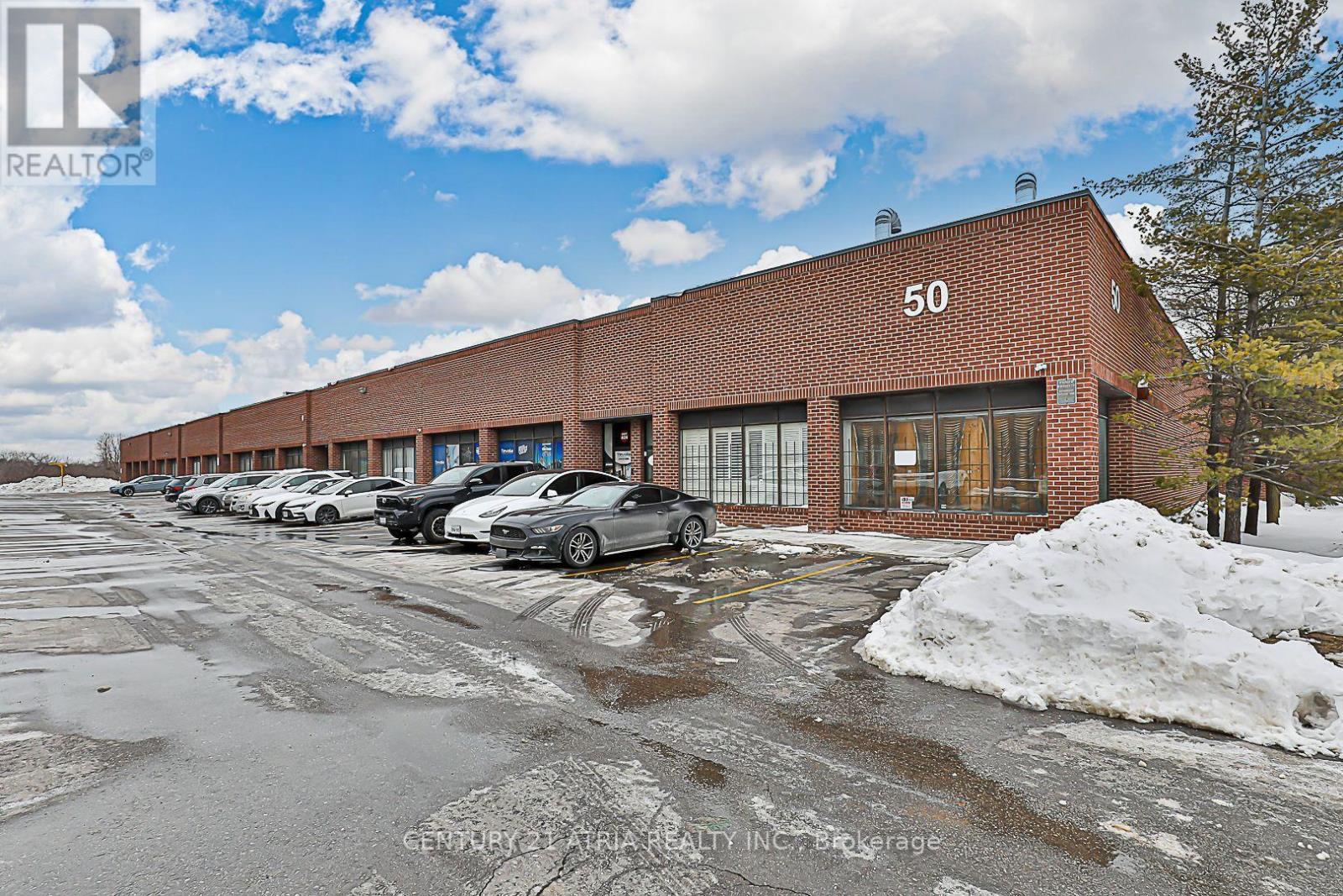 23 - 50 THORNMOUNT DRIVE