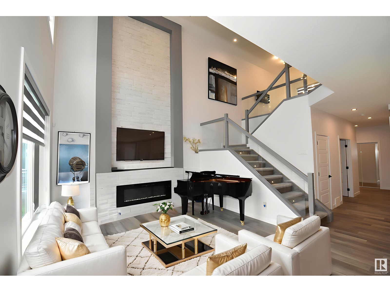277 SILVERSTONE CR